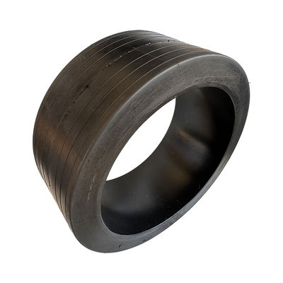 Reifen für Fräsmaschine W100 130H Hinterrad Teilenummer 2136696 2149239