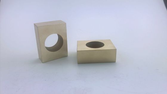 Unübertroffene Verschleißfestigkeit Asphalt-Pflaster-Schrauben-Metallmaterial